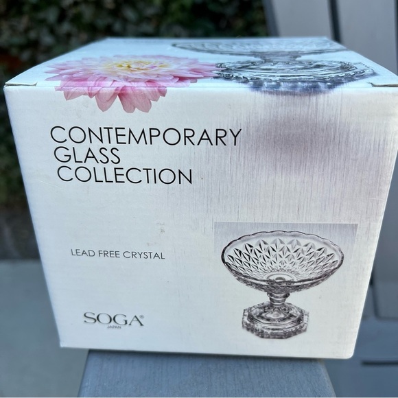NIB Soga Contemporary Clear Glass Dahlia Footed Fruit & Candy Bowl Holiday Party - Picture 1 of 8